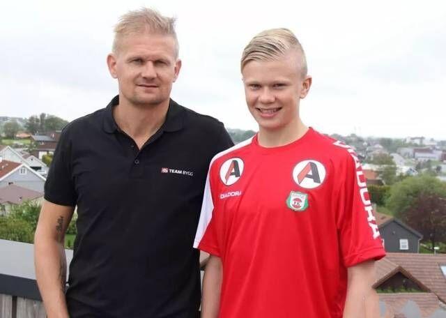 英超爆冷：利兹联3-1切尔西，内托破门难救主（英超冷门：利兹联3比1击败切尔西，内托进球难挽败局）