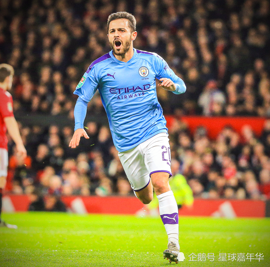 组图：CBA俱乐部杯广厦击败天津 塔克飞身暴扣