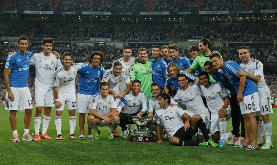 球迷沸腾：这球吹了也太离谱