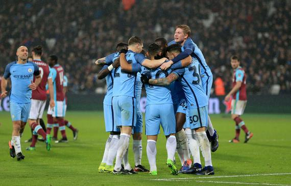 镜报：斯洛特将在48小时内与萨拉赫会面，决定后者未来走向