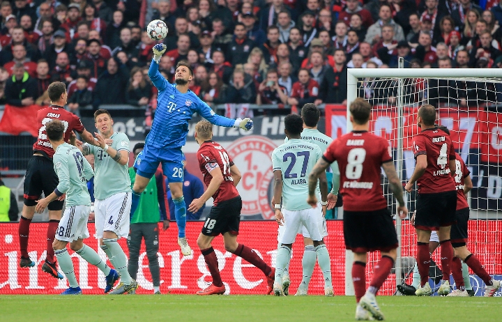 久违了，伊藤洋辉自今年3月以来首次进入拜仁比赛大名单