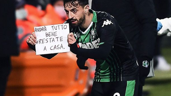 成都蓉城主帅徐正源获三年大合同，球队获亚冠资格，有望争夺双冠，球迷期待新赛季表现。