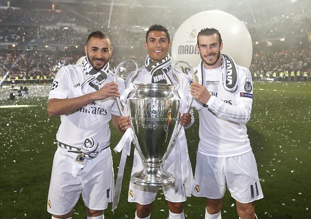 莫耶斯：本赛季英超判罚标准摇摆不定，裁判也懒得解释（莫耶斯批评本季英超判罚不统一，裁判不愿解释）