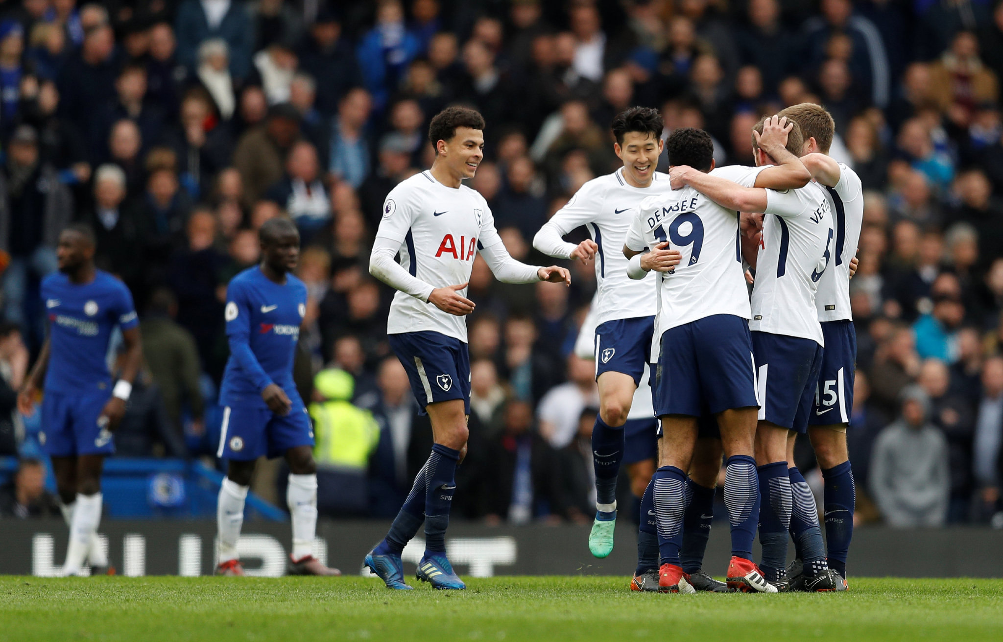 本赛季至今五大联赛成功过人榜：亚马尔69次居首，库杜斯第二（本季五大联赛成功过人榜：亚马尔69次高居榜首，库杜斯排名第二）