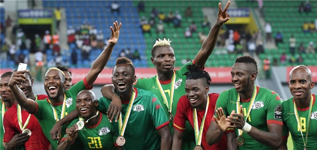 友谊赛前瞻：五星巴西连战非洲劲旅，突尼斯正式比赛6连胜（热身赛看点：巴西连碰非洲强敌，突尼斯正赛豪取六连胜）