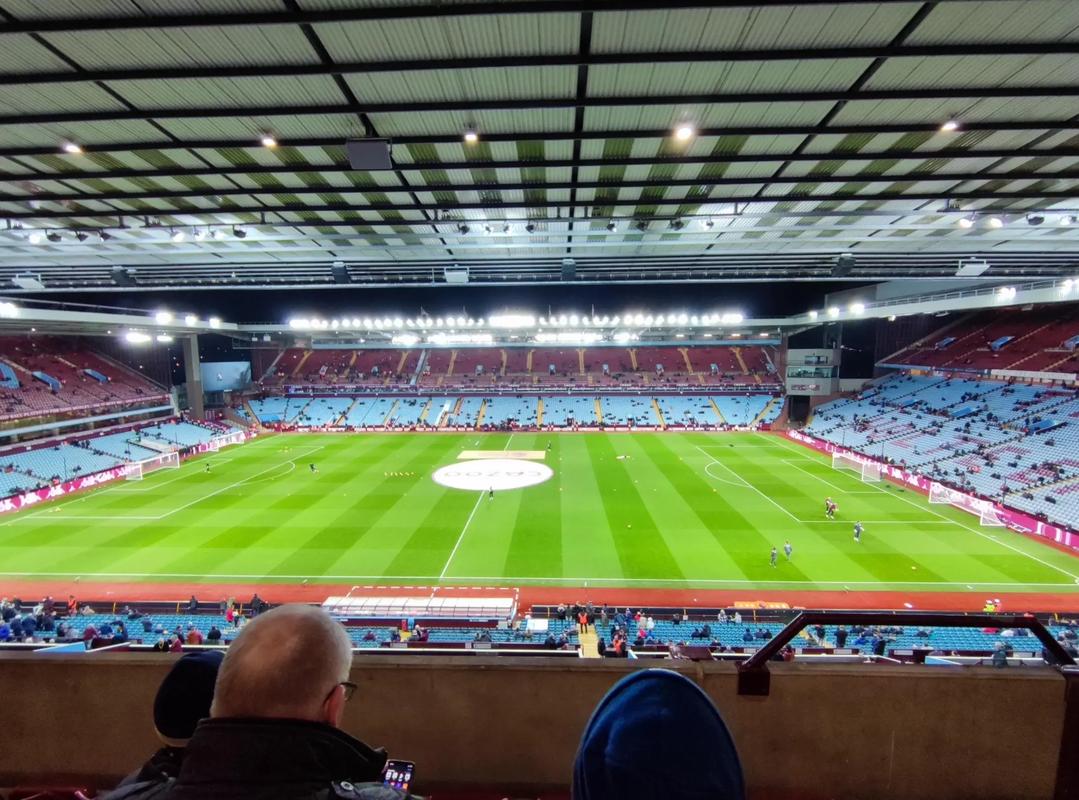 和田宇宙地毯队夺得2025新疆阿图什杯冠军，冠军奖金100万元