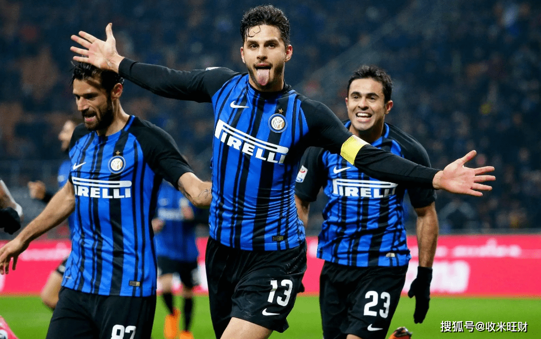 奥格斯堡0-0云达不莱梅，施密德错失良机（奥格斯堡与云达不莱梅0-0收场，施密德挥霍良机）