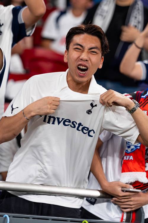 村超展现中国足球真实水平，与体制内形成鲜明对比（村超折射中国足球真实水准，与体制内形成强烈反差）